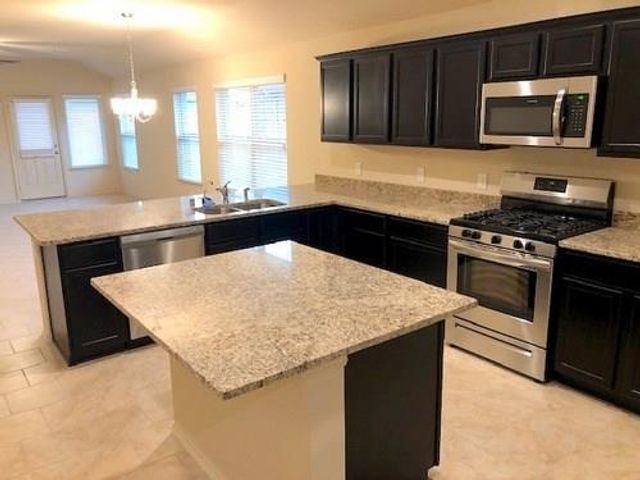 9914 Little Walnut Lane, Tomball, TX 77375