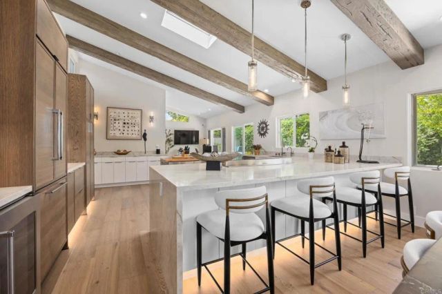 764 E Solana Circle, Solana Beach, CA 92075