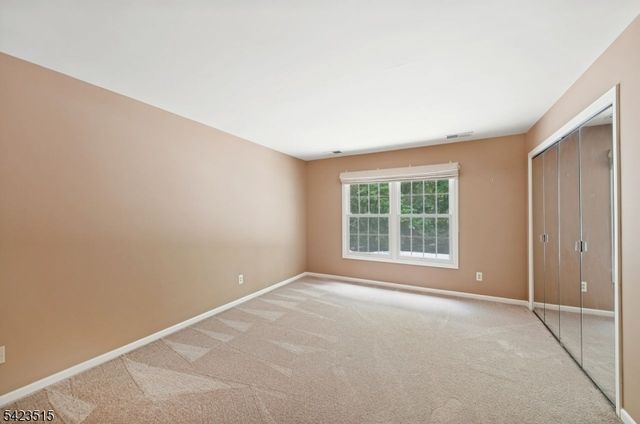 3 Rolling Ridge Dr, Rockaway Twp., NJ 07866
