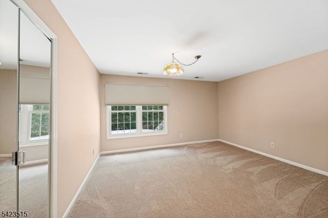 3 Rolling Ridge Dr, Rockaway Twp., NJ 07866