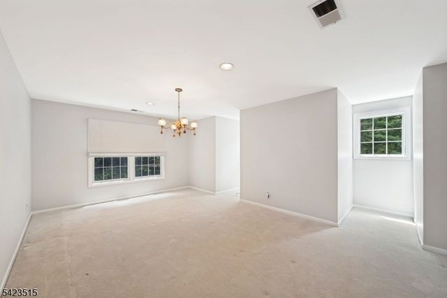 3 Rolling Ridge Dr, Rockaway Twp., NJ 07866