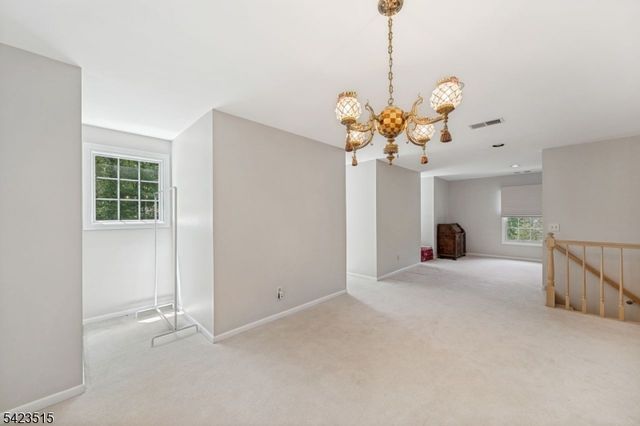 3 Rolling Ridge Dr, Rockaway Twp., NJ 07866