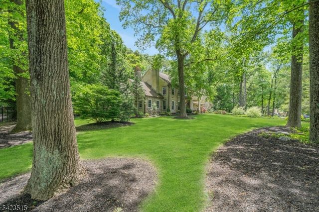 3 Rolling Ridge Dr, Rockaway Twp., NJ 07866