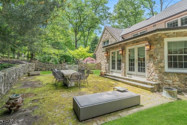 3 Rolling Ridge Dr, Rockaway Twp., NJ 07866
