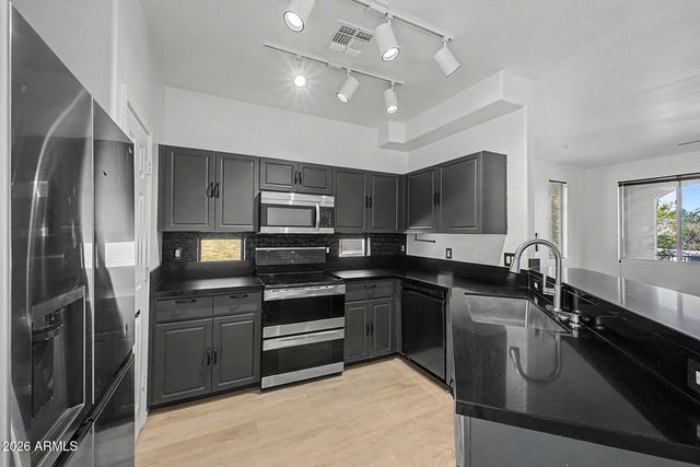 22125 N 29TH Avenue 142, Phoenix, AZ 85027