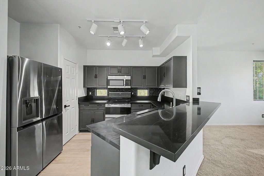 22125 N 29TH Avenue 142, Phoenix, AZ 85027