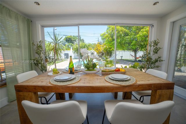 1725 SW 30th St, Fort Lauderdale, FL 33315