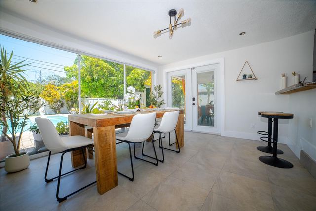 1725 SW 30th St, Fort Lauderdale, FL 33315