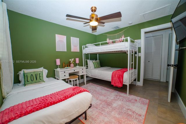 1725 SW 30th St, Fort Lauderdale, FL 33315