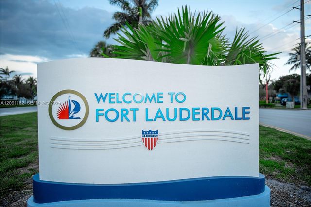 1725 SW 30th St, Fort Lauderdale, FL 33315