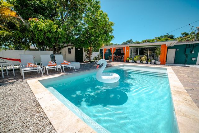 1725 SW 30th St, Fort Lauderdale, FL 33315