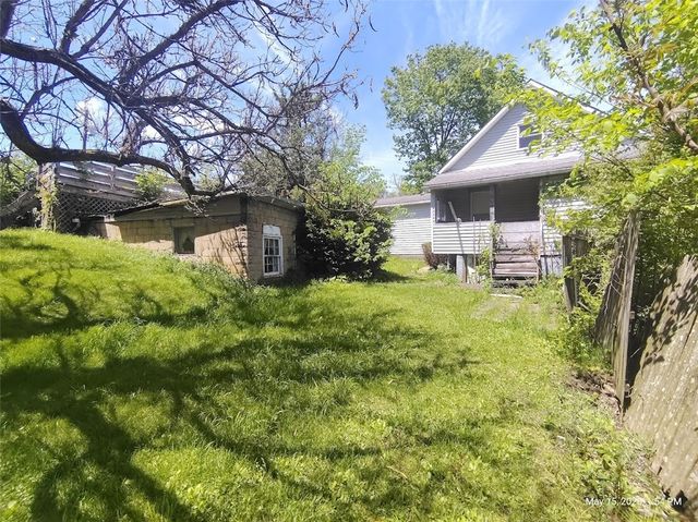235 Kangaroo Hill Rd, Sewickley Twp, PA 15660