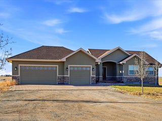 14077 Indianfield Ct, Hudson, CO 80642