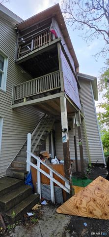11 Cossett Street, Waterbury, CT 06704