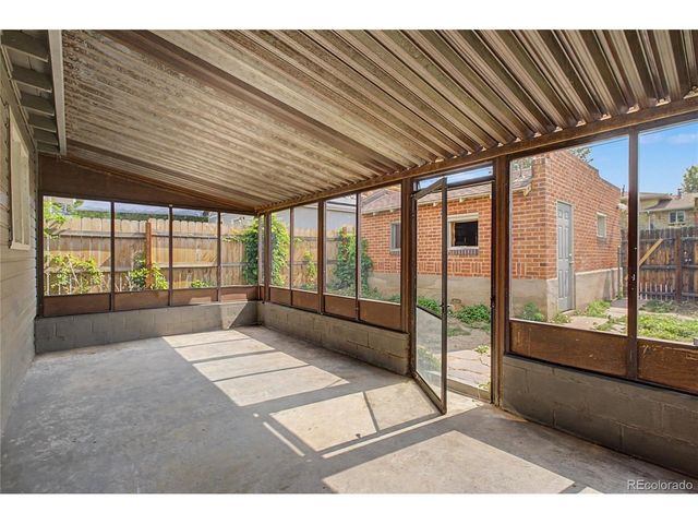 3318 N Steele St, Denver, CO 80205