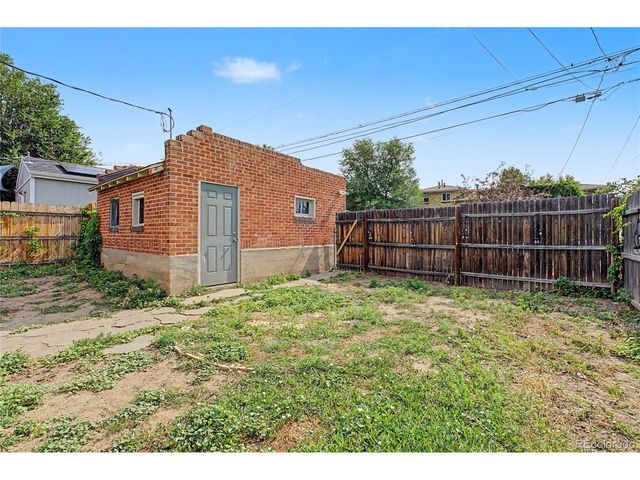 3318 N Steele St, Denver, CO 80205