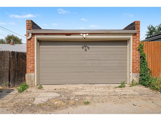 3318 N Steele St, Denver, CO 80205