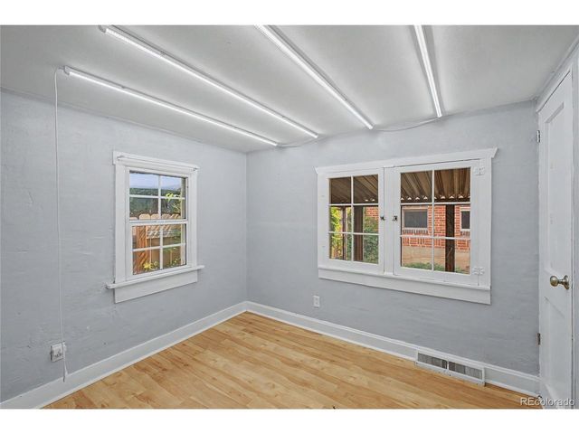 3318 N Steele St, Denver, CO 80205