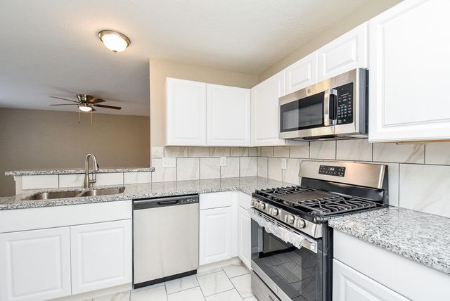 7818 Summer Place Drive, Humble, TX 77338