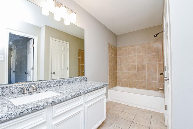 7818 Summer Place Drive, Humble, TX 77338