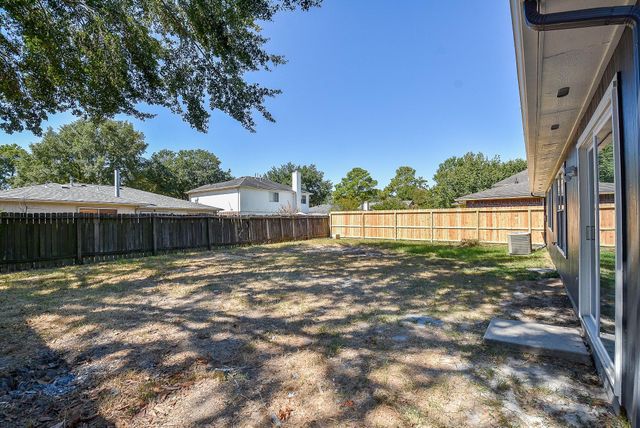 7818 Summer Place Drive, Humble, TX 77338