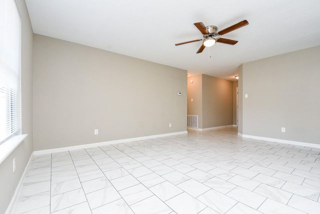 7818 Summer Place Drive, Humble, TX 77338