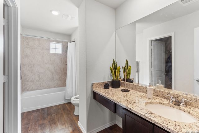 1617 HOATZIN RUN, San Antonio, TX 78253