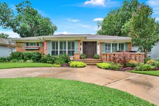 8835 Larchwood Drive, Dallas, TX 75238