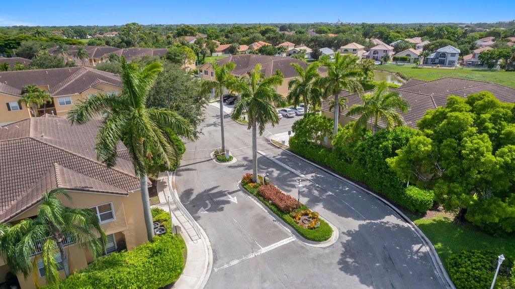 2927 Crestwood Ter 7201, Margate, FL 33063