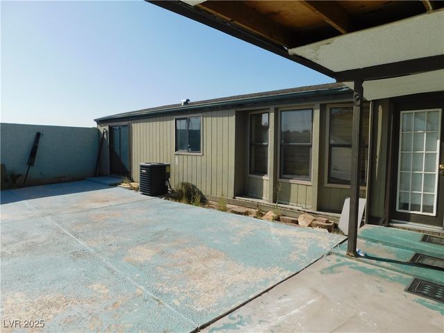 5691 Hobble Creek Drive, Las Vegas, NV 89120