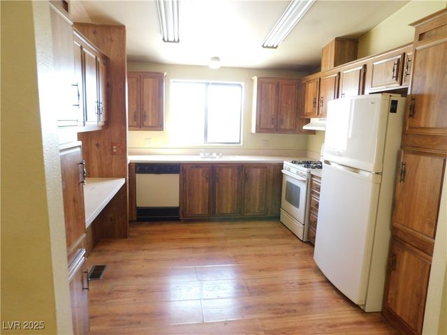 5691 Hobble Creek Drive, Las Vegas, NV 89120