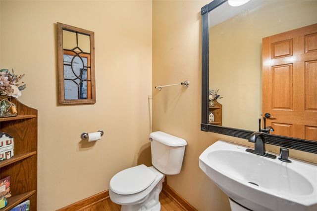 7798 Caldwell Circle, Johnston, IA 50131
