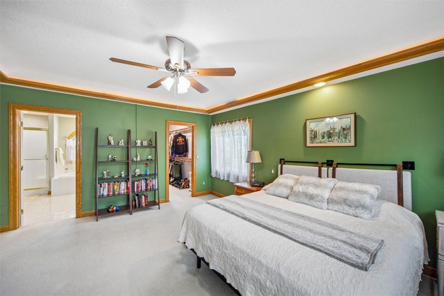 7798 Caldwell Circle, Johnston, IA 50131