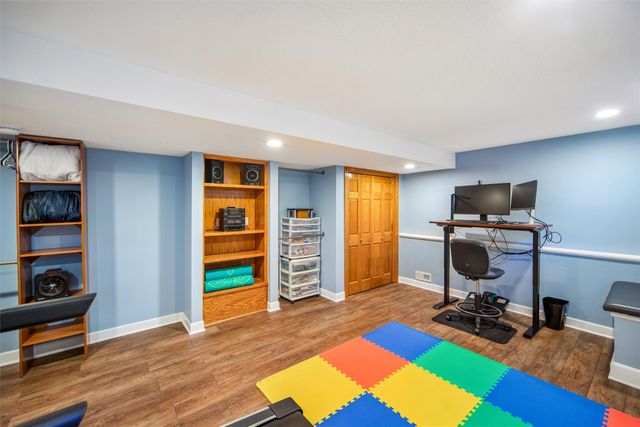 7798 Caldwell Circle, Johnston, IA 50131