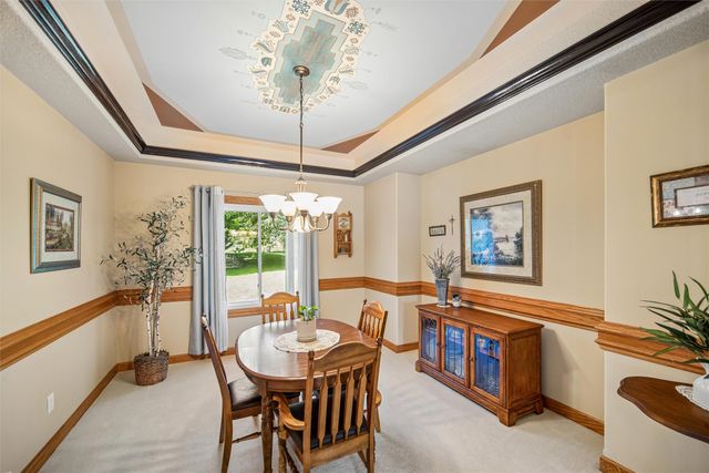 7798 Caldwell Circle, Johnston, IA 50131