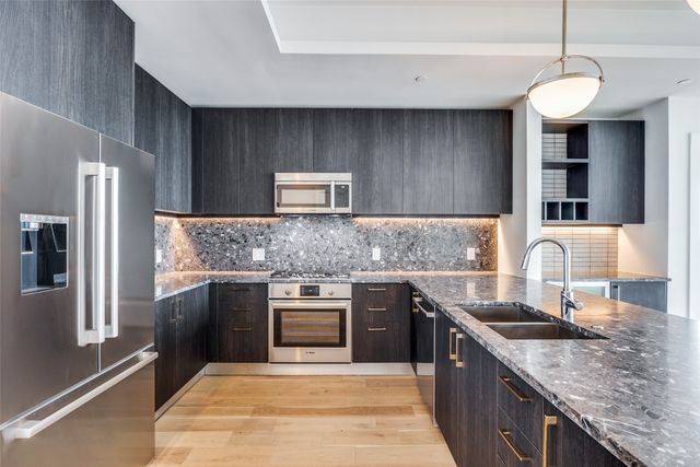 8119 Douglas Avenue 808, Dallas, TX 75225