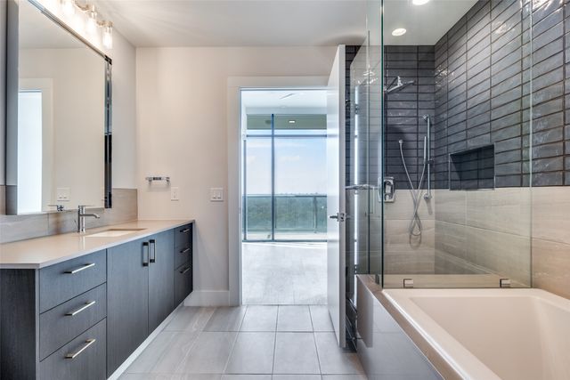 8119 Douglas Avenue 808, Dallas, TX 75225