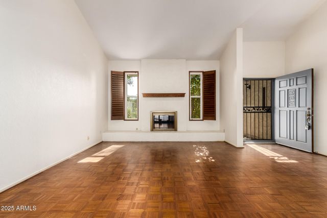 1518 E CANDLESTICK Drive, Tempe, AZ 85283