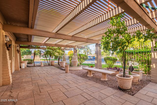 1518 E CANDLESTICK Drive, Tempe, AZ 85283