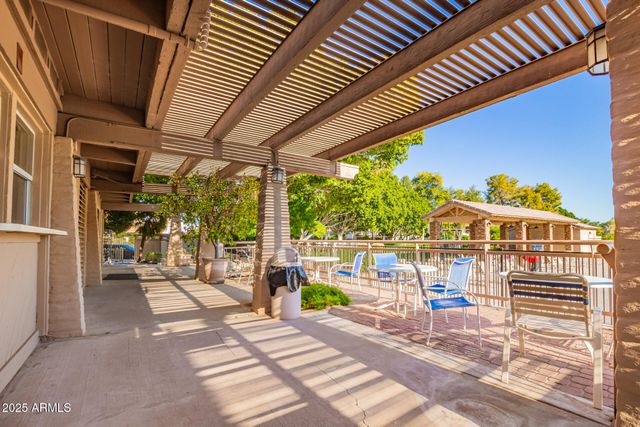 1518 E CANDLESTICK Drive, Tempe, AZ 85283