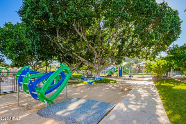 1518 E CANDLESTICK Drive, Tempe, AZ 85283