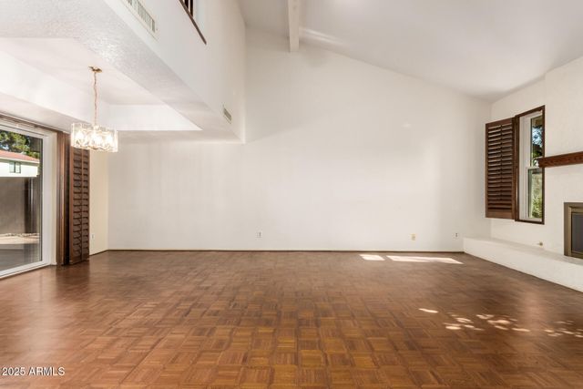 1518 E CANDLESTICK Drive, Tempe, AZ 85283