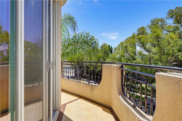 350 Bethany Road, Burbank, CA 91504
