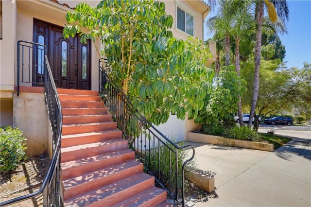 350 Bethany Road, Burbank, CA 91504