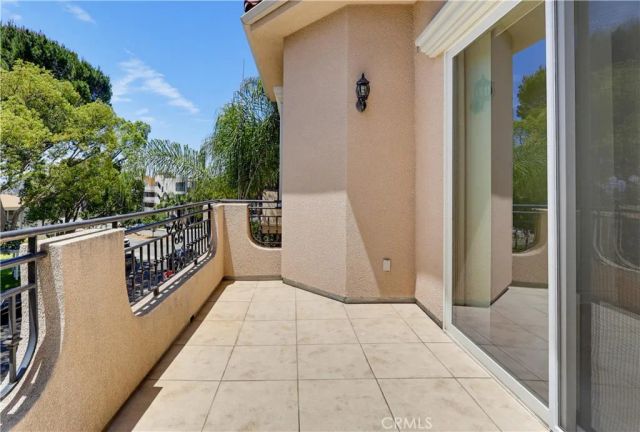 350 Bethany Road, Burbank, CA 91504