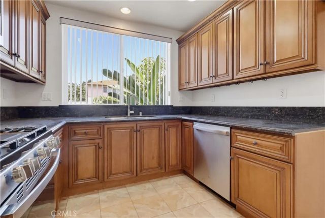 350 Bethany Road, Burbank, CA 91504