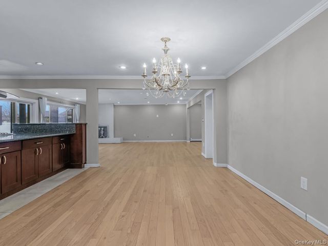 626 Pearl Street, Oceanside, NY 11572