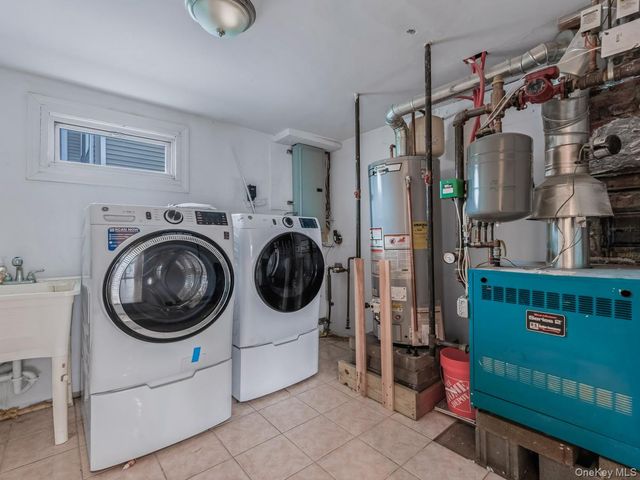 626 Pearl Street, Oceanside, NY 11572