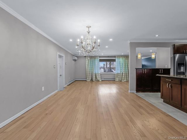 626 Pearl Street, Oceanside, NY 11572