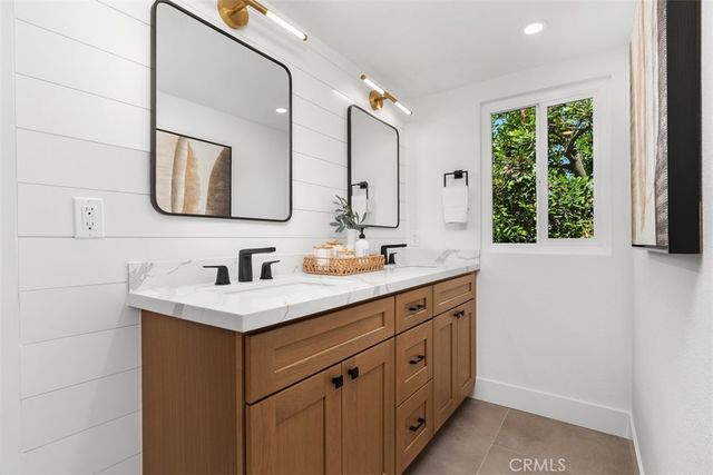 18456 Gina Lane, Huntington Beach, CA 92646